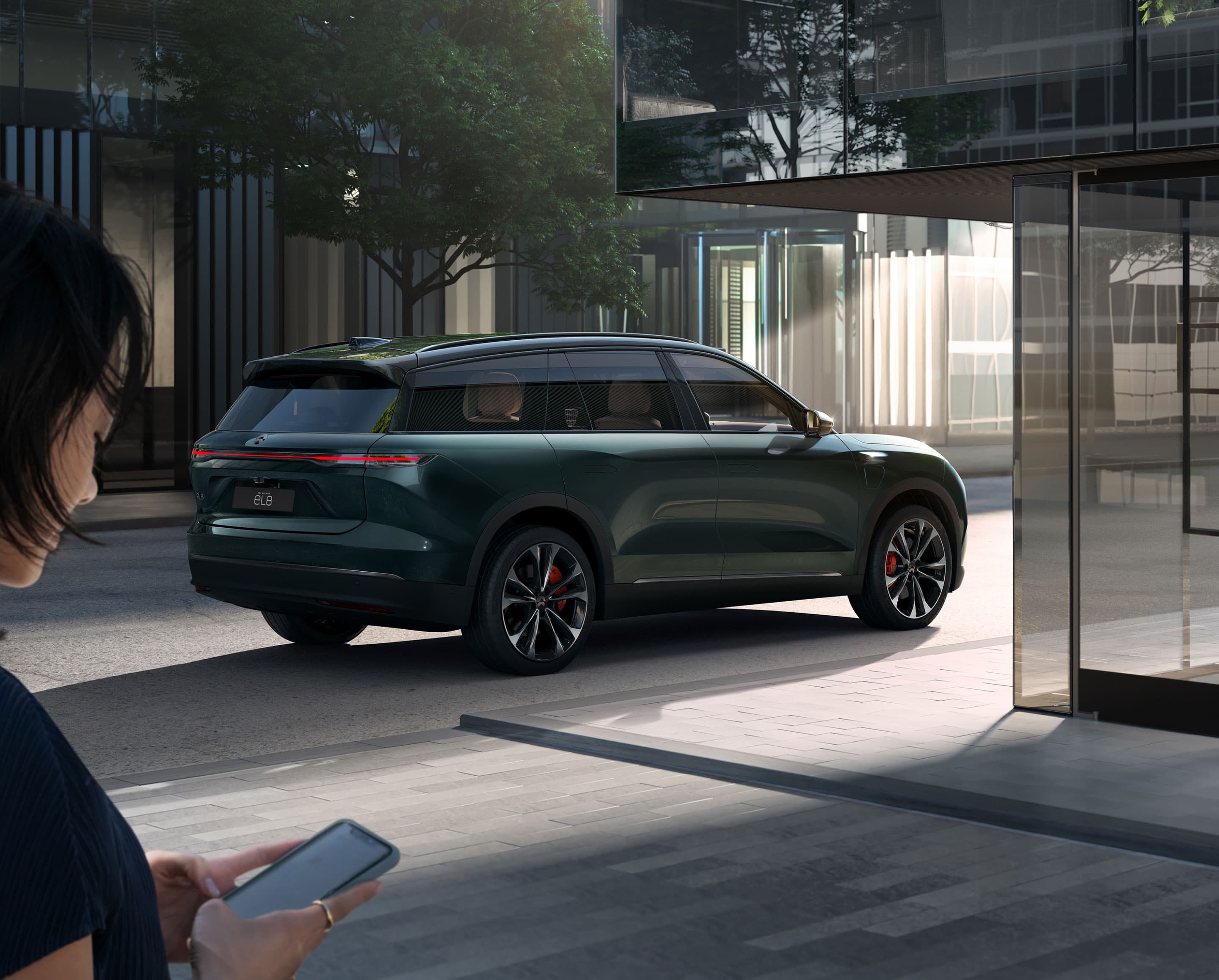 NIOs flaggskipmodell med et stilrent og moderne design.